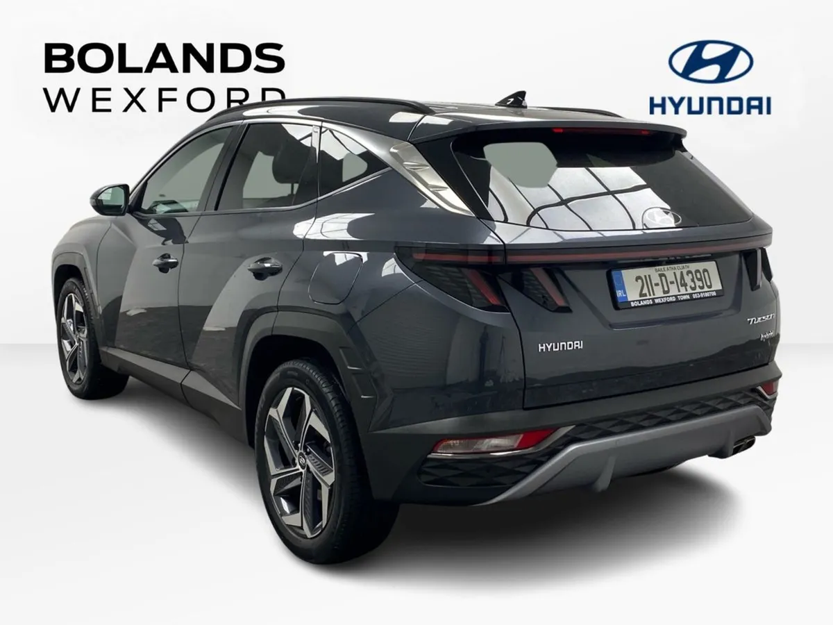 Hyundai Tucson 2WD Executive Plus HEV Auto - Image 3
