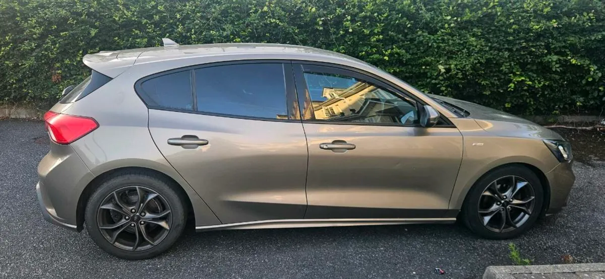 FORD focus ST line 1.5 diesel - Image 2