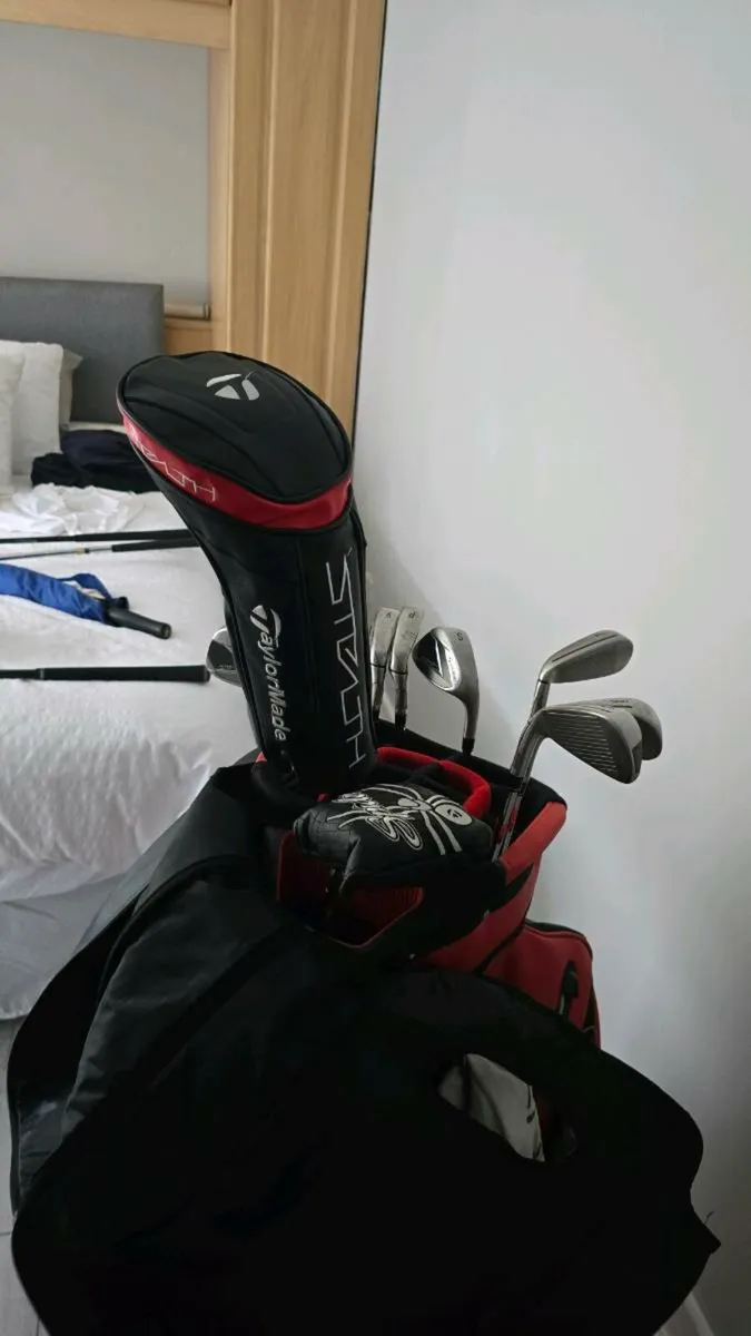 Golf clubs +power caddy - Image 1