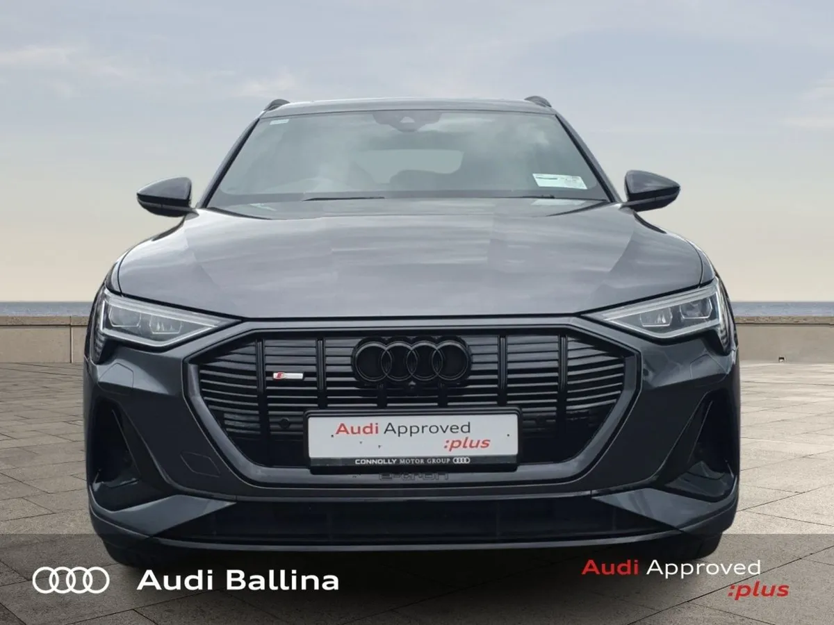 Audi E-Tron 55 Q SB S Line pan Roof air Suspensio - Image 4