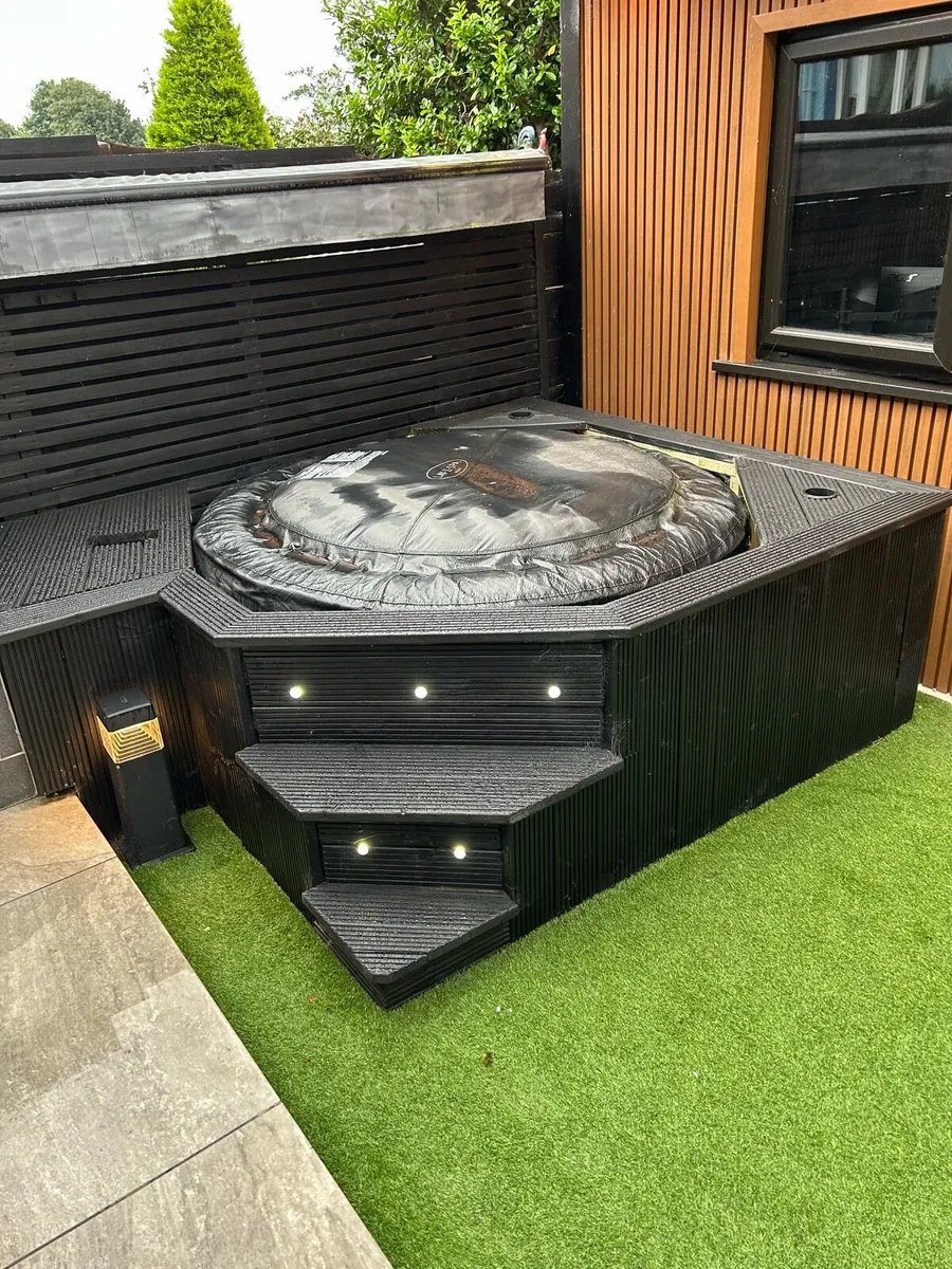 Jacuzzi and bespoke enclosure - Image 2