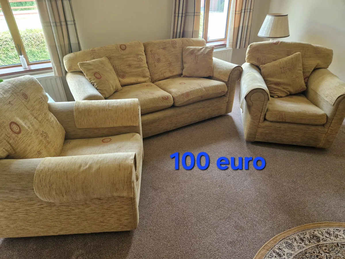 3 piece suite Laura Ashley