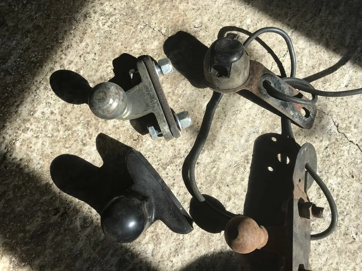 Towing Hitch - Image 1