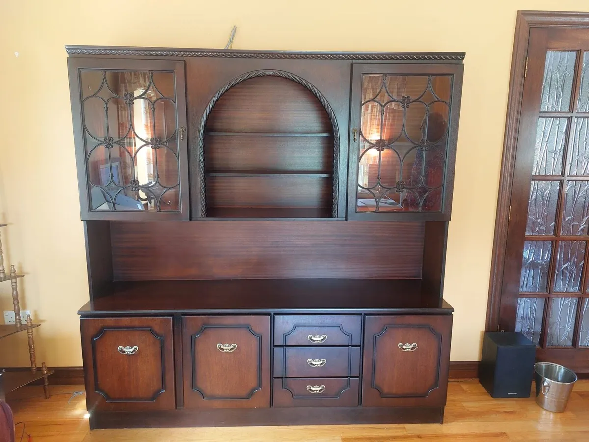 Mahogany Display Cabinet – Glass Doors & Storage