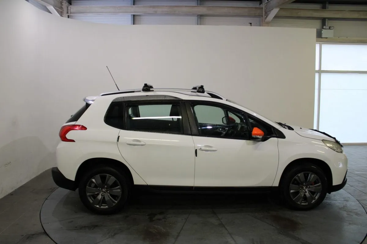 Peugeot 2008 1.4 Hdi 70 bhp Active - Image 4