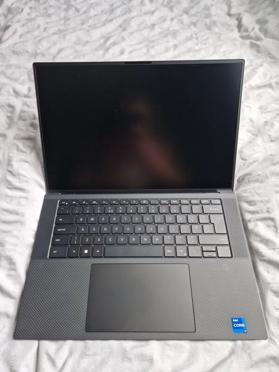 Dell Xps 9530 Laptop Used - Image 1
