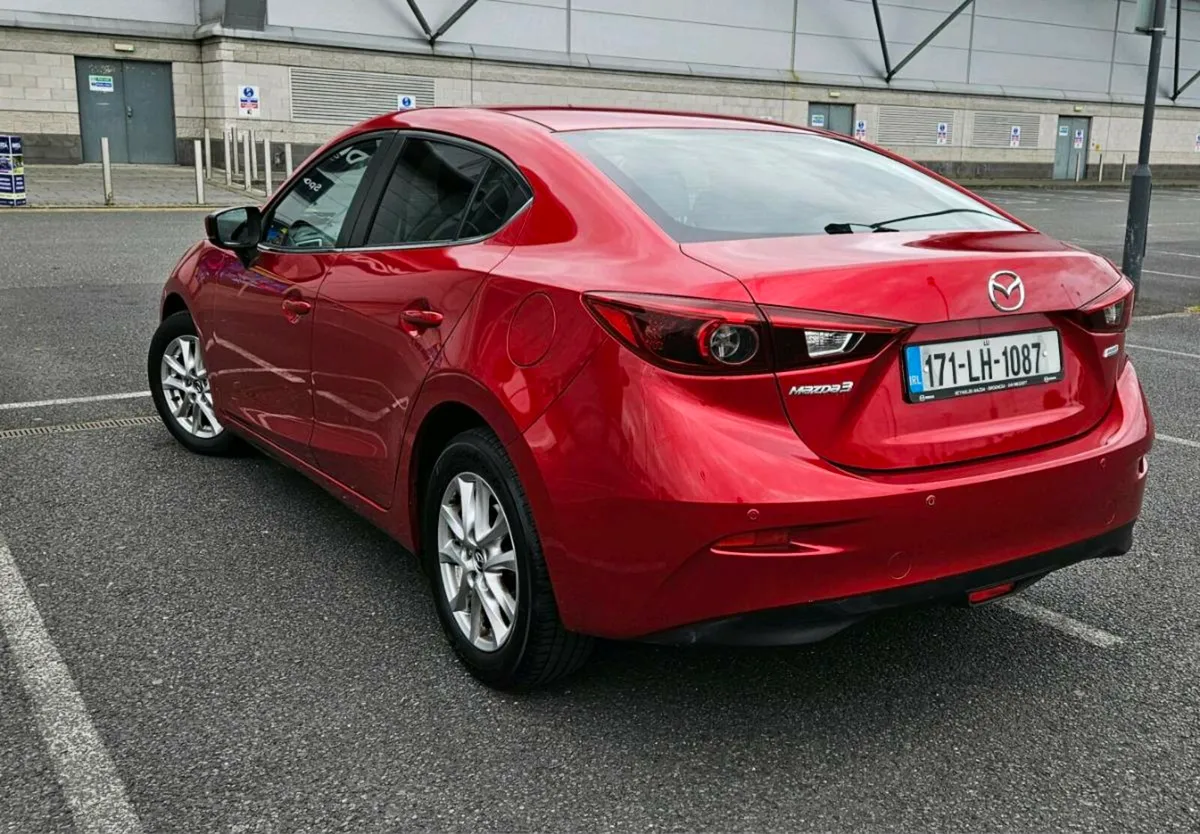 Mazda 3 1.5P 100PS Executive SE - Image 4