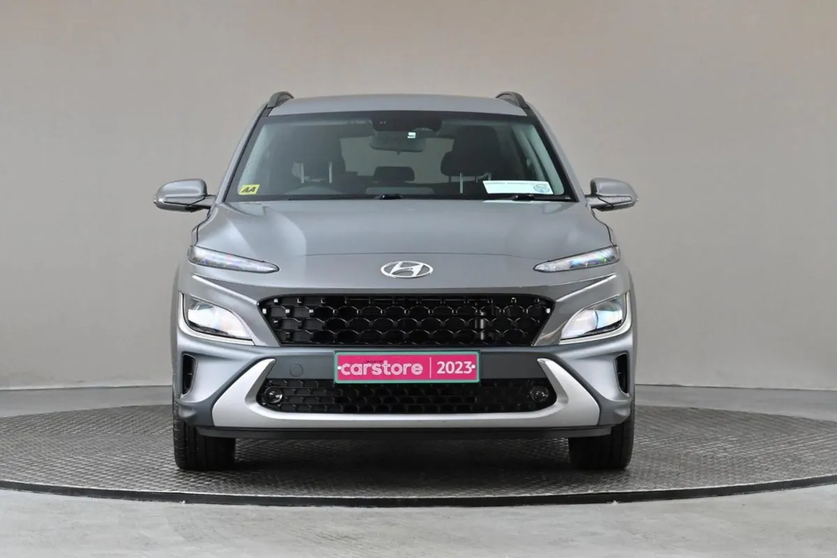 Hyundai Kona 1.6 Hybrid  carplay android Auto - Image 2