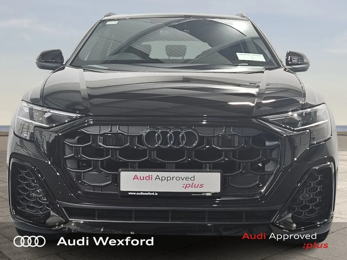 Audi Q8 Q8 SUV S Line 55 Tfsi e Quattro 290 kW Ti - Image 3