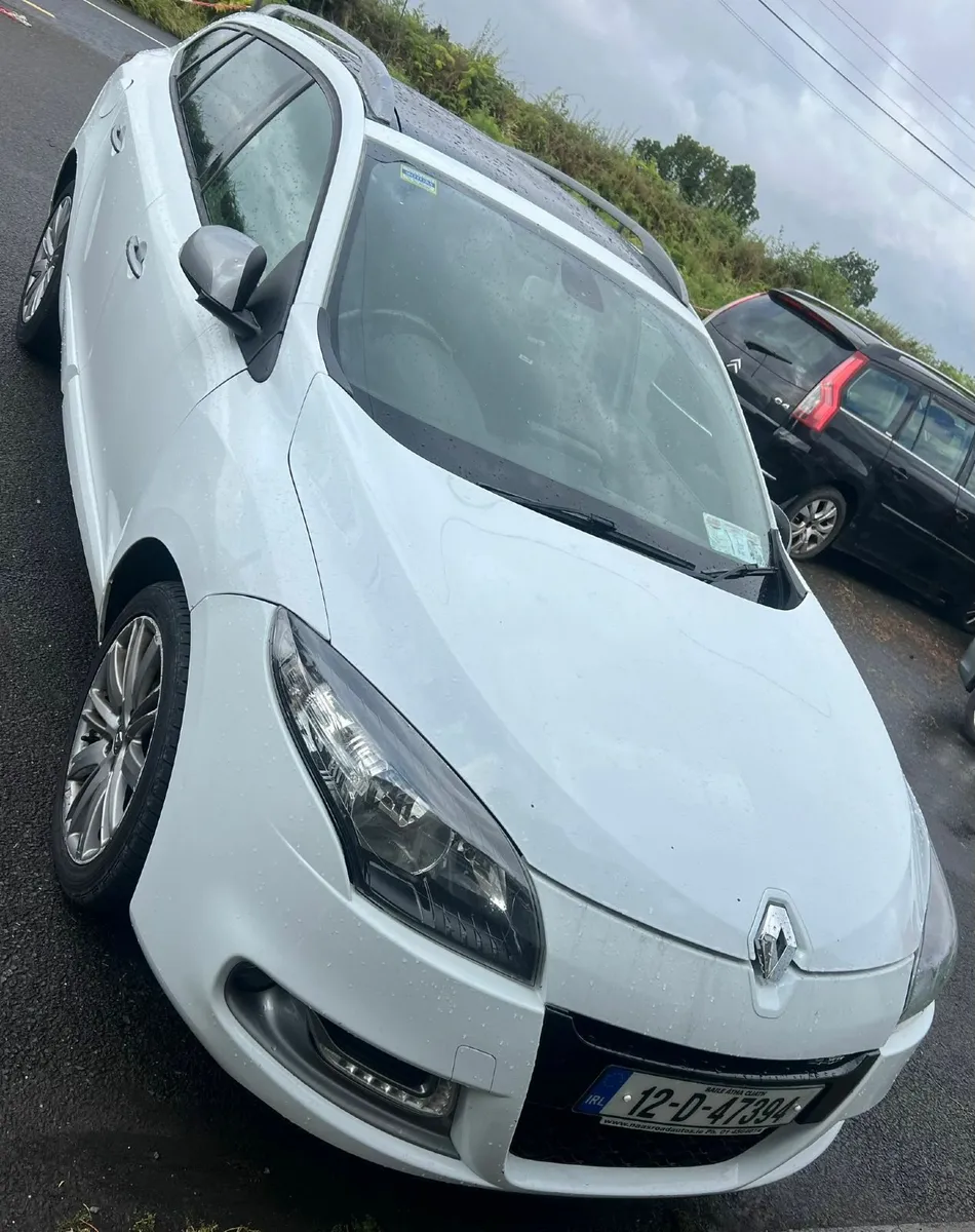 Renault Megane 2012 - Image 2
