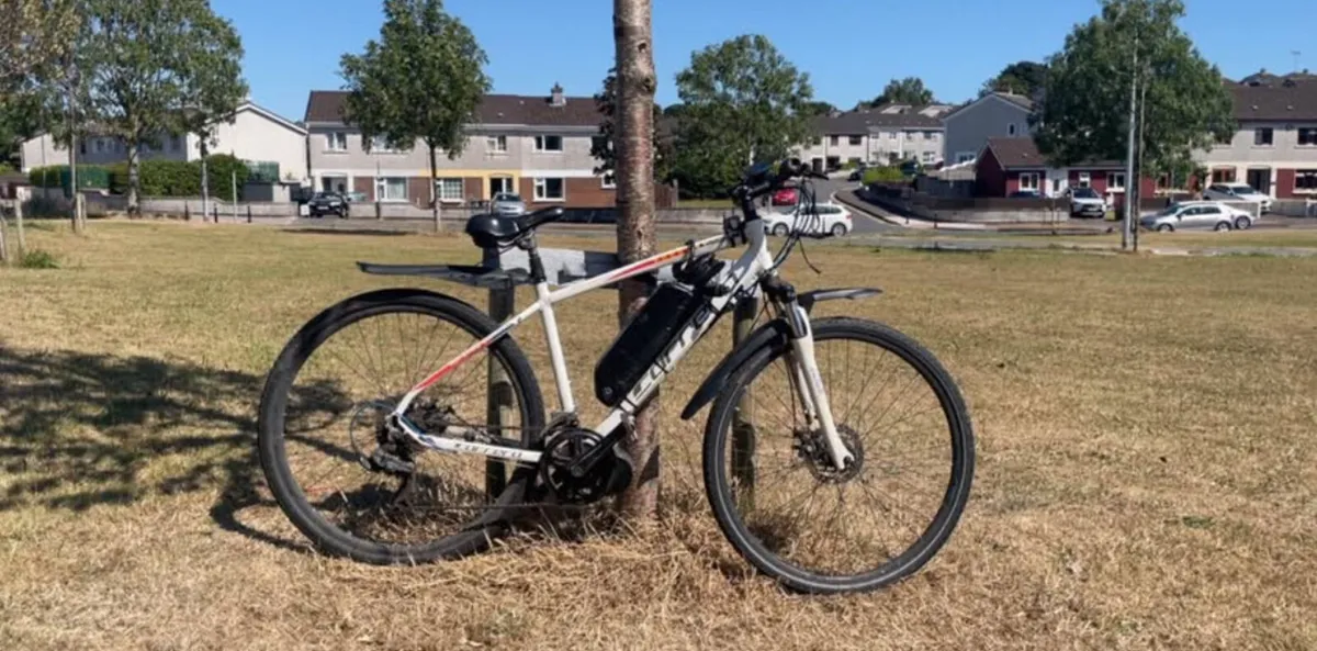 Carerra cross fire 2 electric bicycle