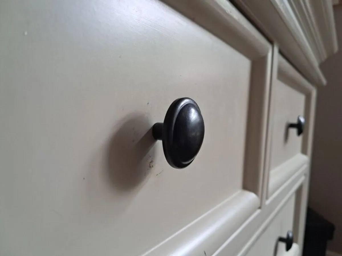 Chest of Drawers for Sale - Image 4