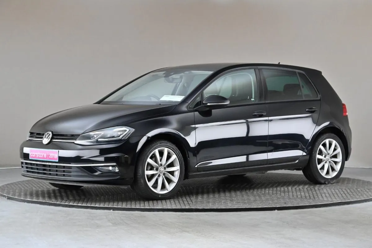 Volkswagen Golf 1.2 TSI DSG MK 7.5 Comfortline  r - Image 4