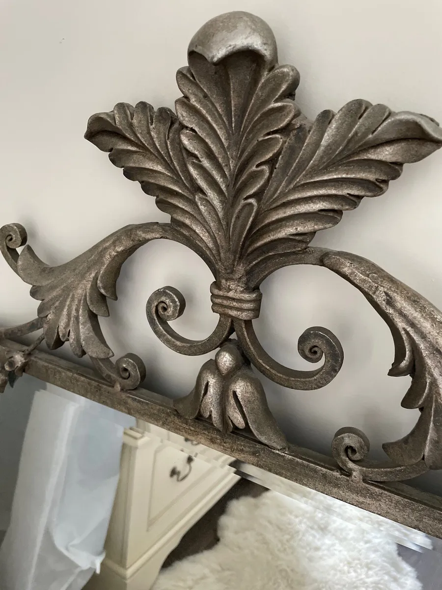 Mirror - Image 2