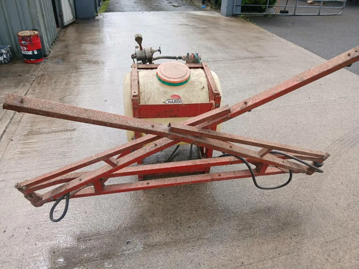 Hardi sprayer - Image 1