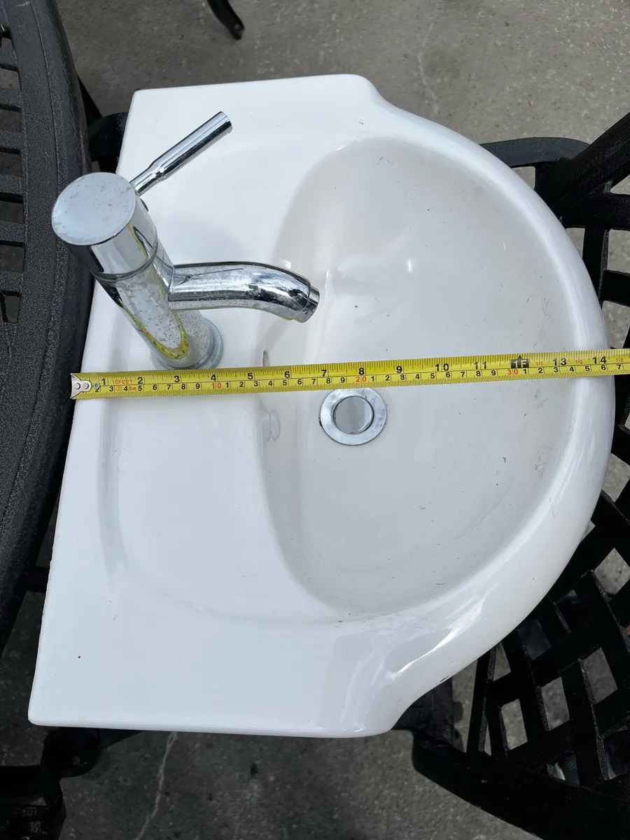 Wash hand basin - Image 2