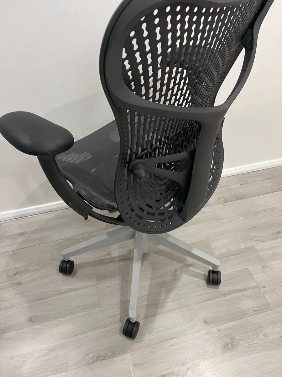 Herman Miller Mirra 2 Office Chair - Image 4