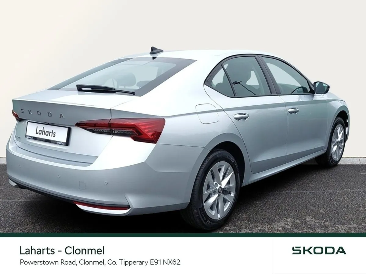 Skoda Octavia Selection 2.0tdi 115HP - Image 3