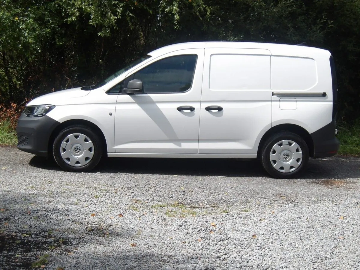 Volkswagen Caddy Caddy Cargo TDI M6F 5DR - Image 1