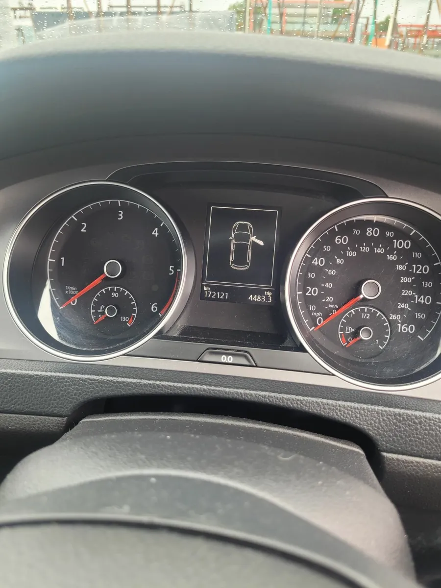 Volkswagen Golf 2014 - Image 1