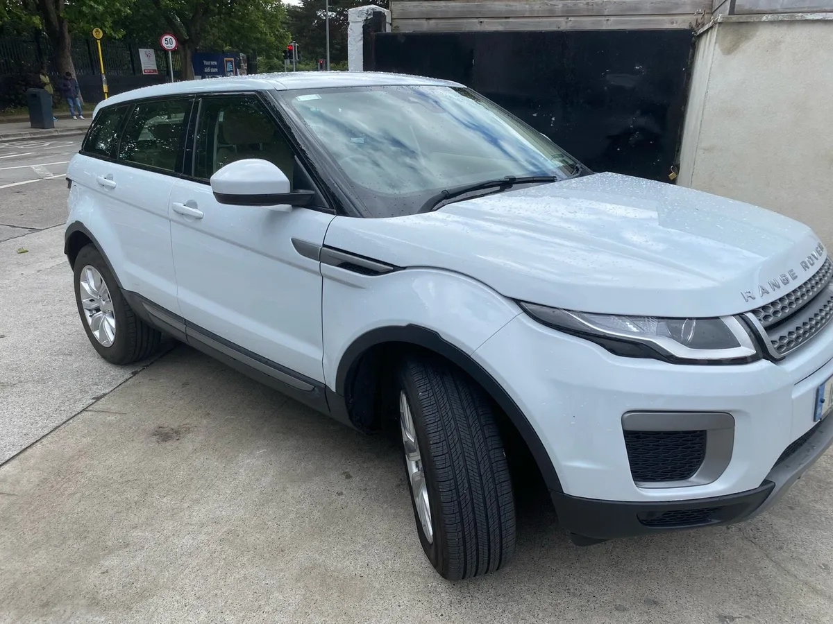 Range Rover evoque Low mileage - Image 1