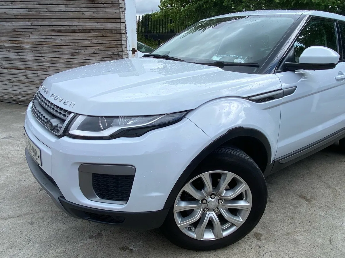 Range Rover evoque Low mileage - Image 2