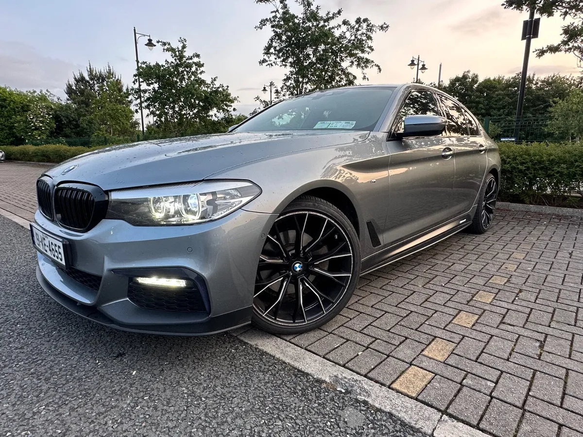 BMW 5-Series 2019 - Image 1