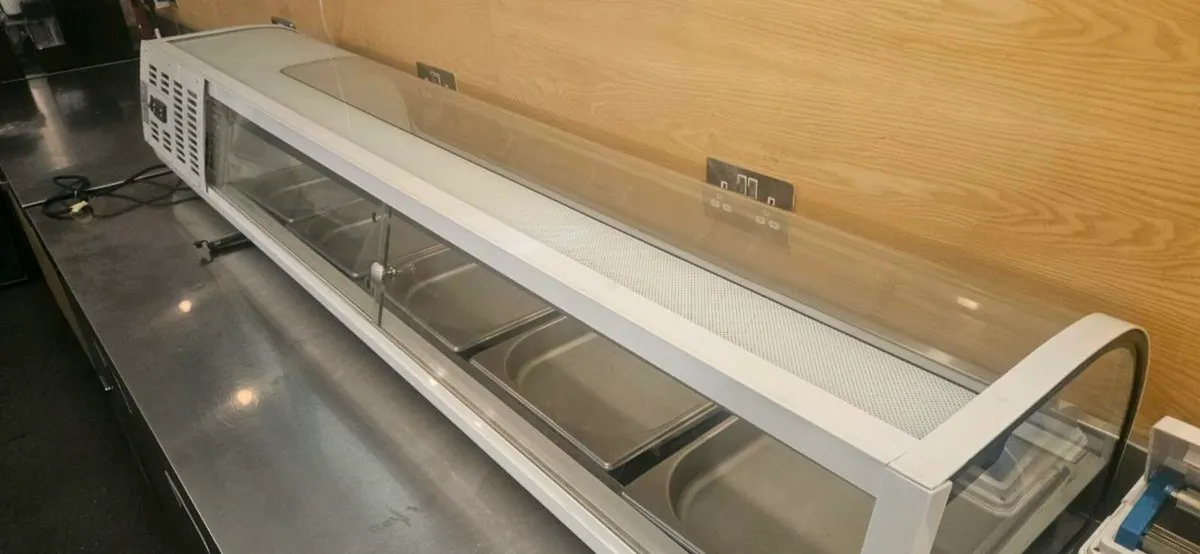 Display fridge - Image 4