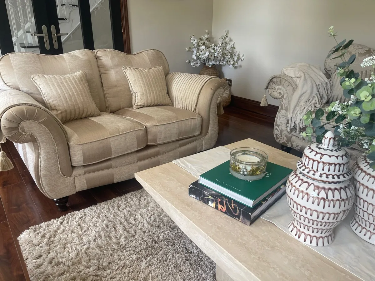 Sofa - Image 4
