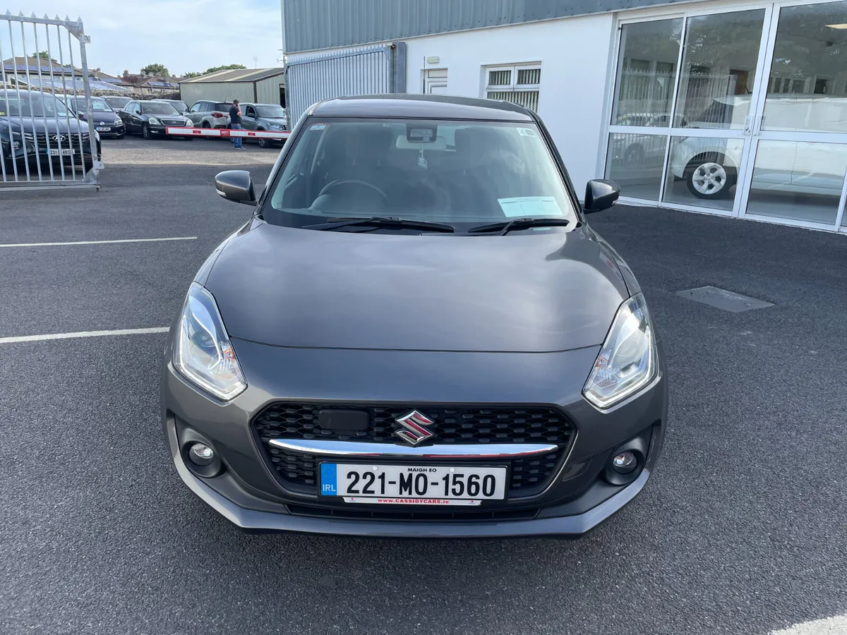 Suzuki Swift 1.2 Hybrid SZ5 - Image 2