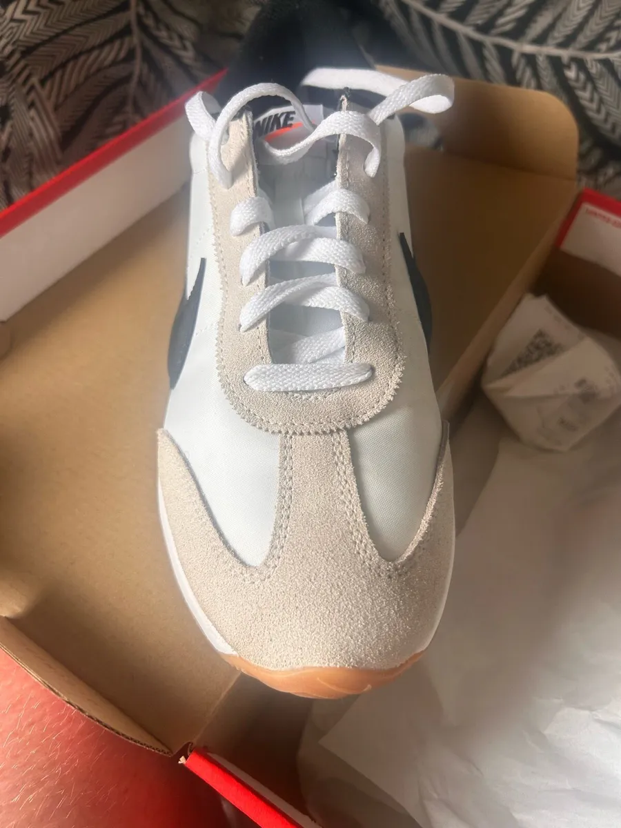 Men’s trainers - Image 3