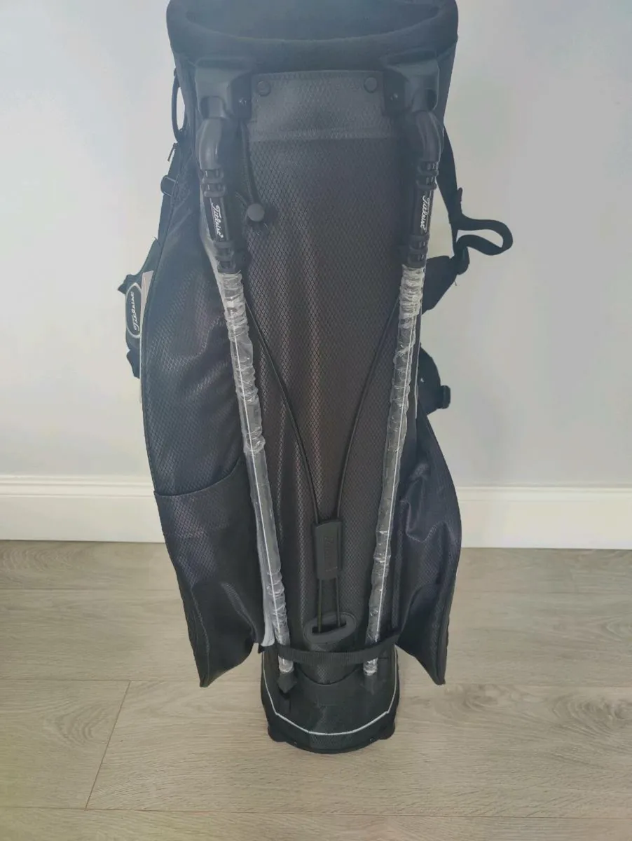Titleist premium Stadry stand bag - Image 3