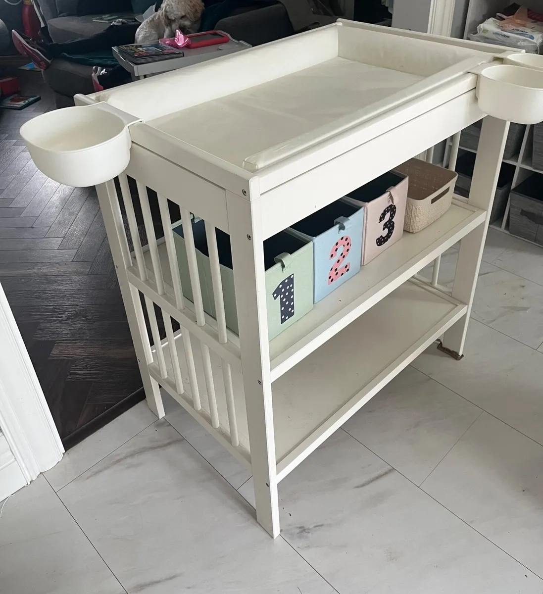 Baby changing table - Image 2