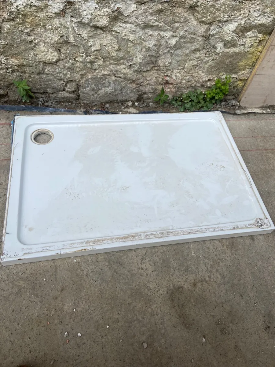Shower & Tray - Image 1