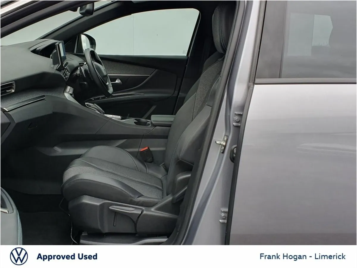 Peugeot 5008 1.5 Bluehdi 130bhp Allure Auto Call - Image 4