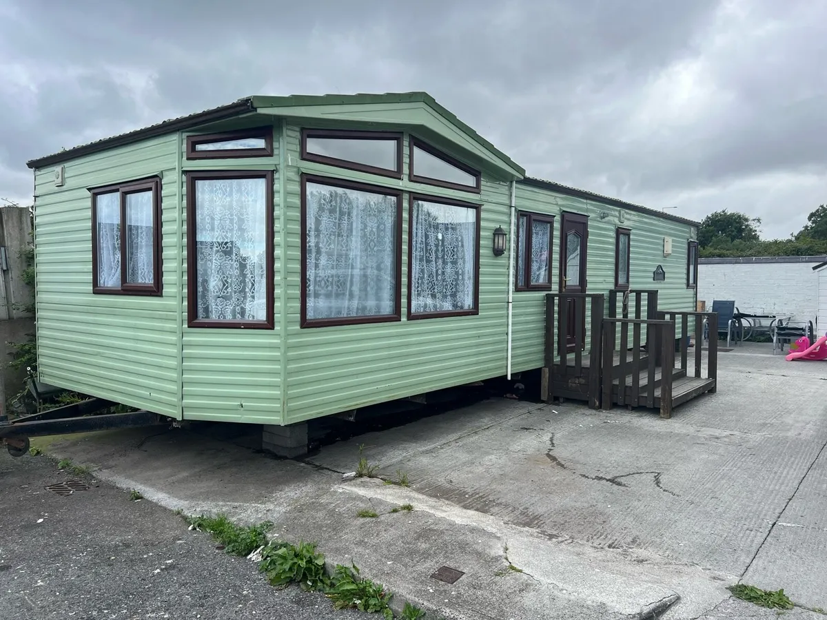 Willerby Aspen 37ft X12ft 2 Bed - Image 1