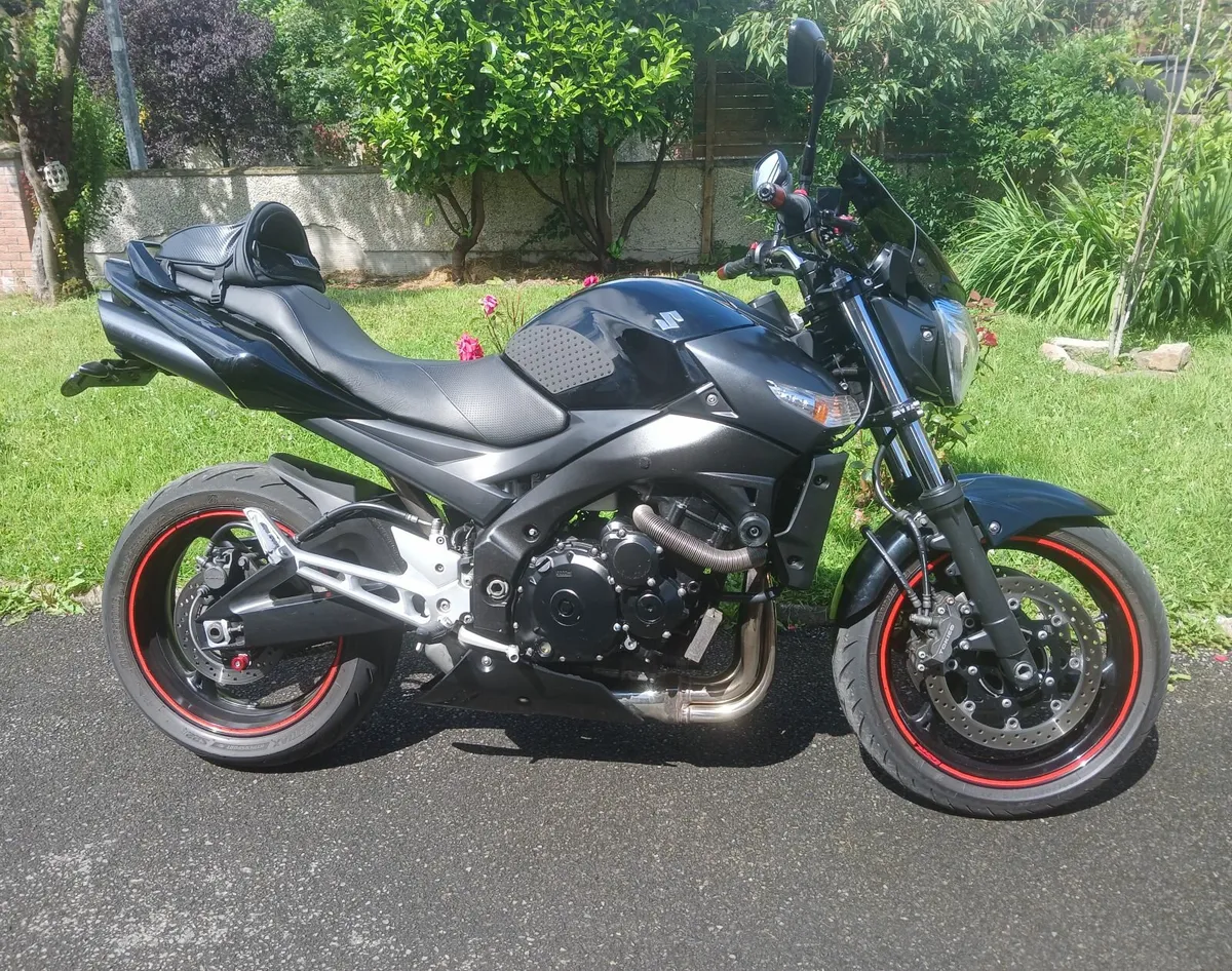 Suzuki. GSR600 /08 - Image 1