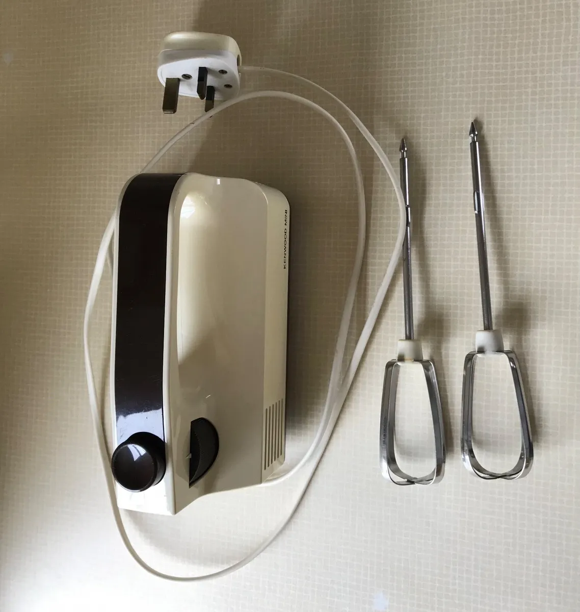 Hand Mixer - Image 4