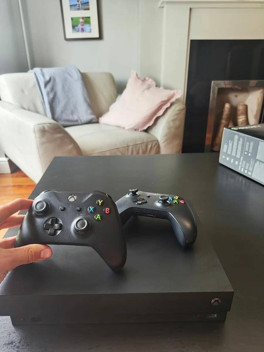 Xbox one (1TB)(4k) comes with ultimate gamepass ) - Image 2