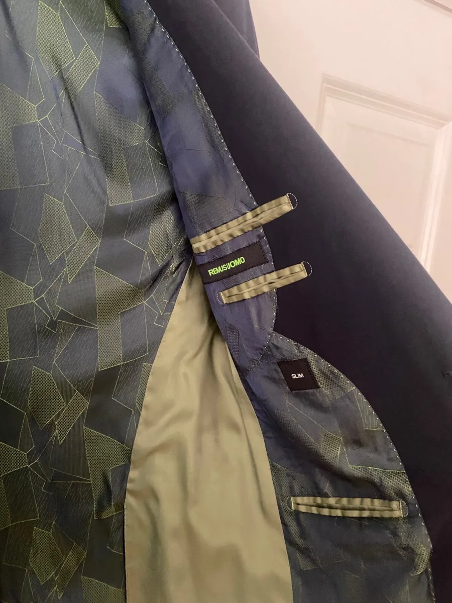 Men’s 3 Piece Suit - Image 4