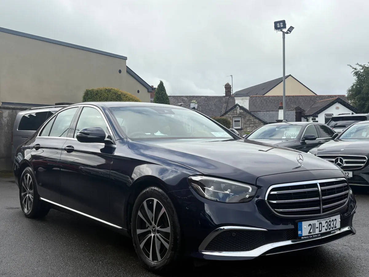 211 Mercedes-Benz E200 *New Model 2.0 Petrol - Image 3