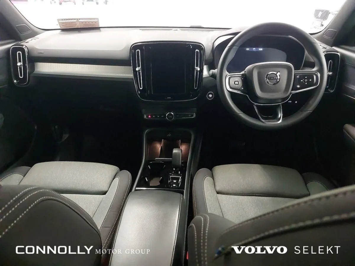 Volvo XC40 T4 Plus Phev  468pm - Image 4