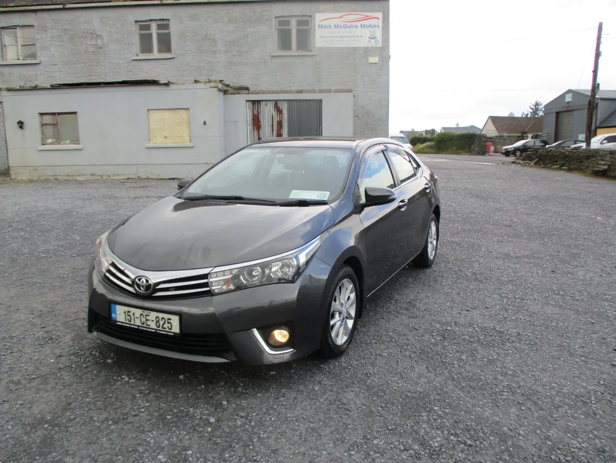 Toyota Corolla 2015 1.4 D4D  LUNA SALOON - Image 2