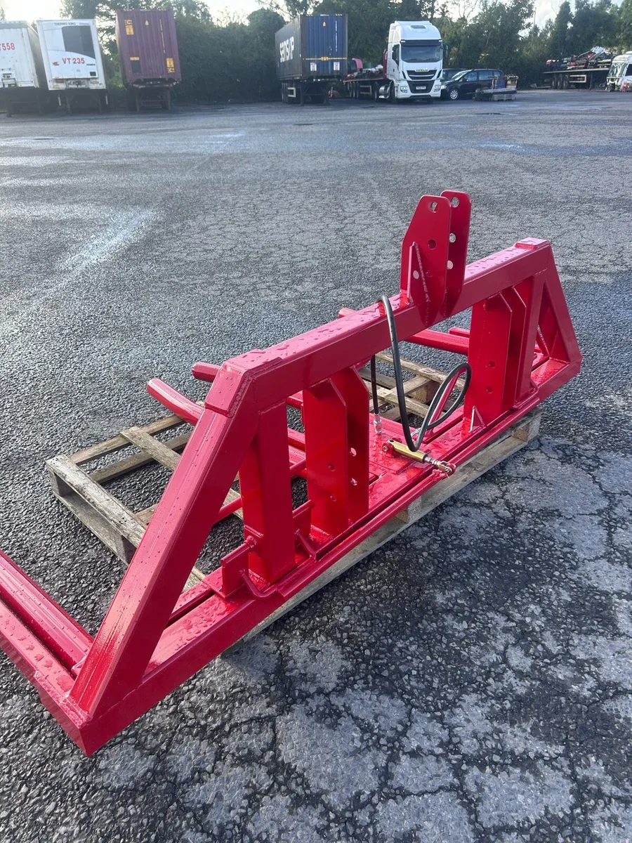 Double bale lifter - Image 1