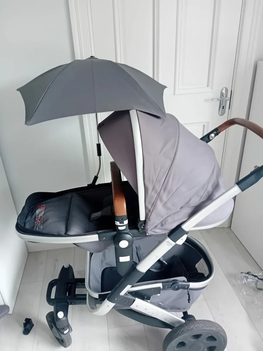 Joolz Geo 2 buggy and Maxi cosi car seat - Image 1
