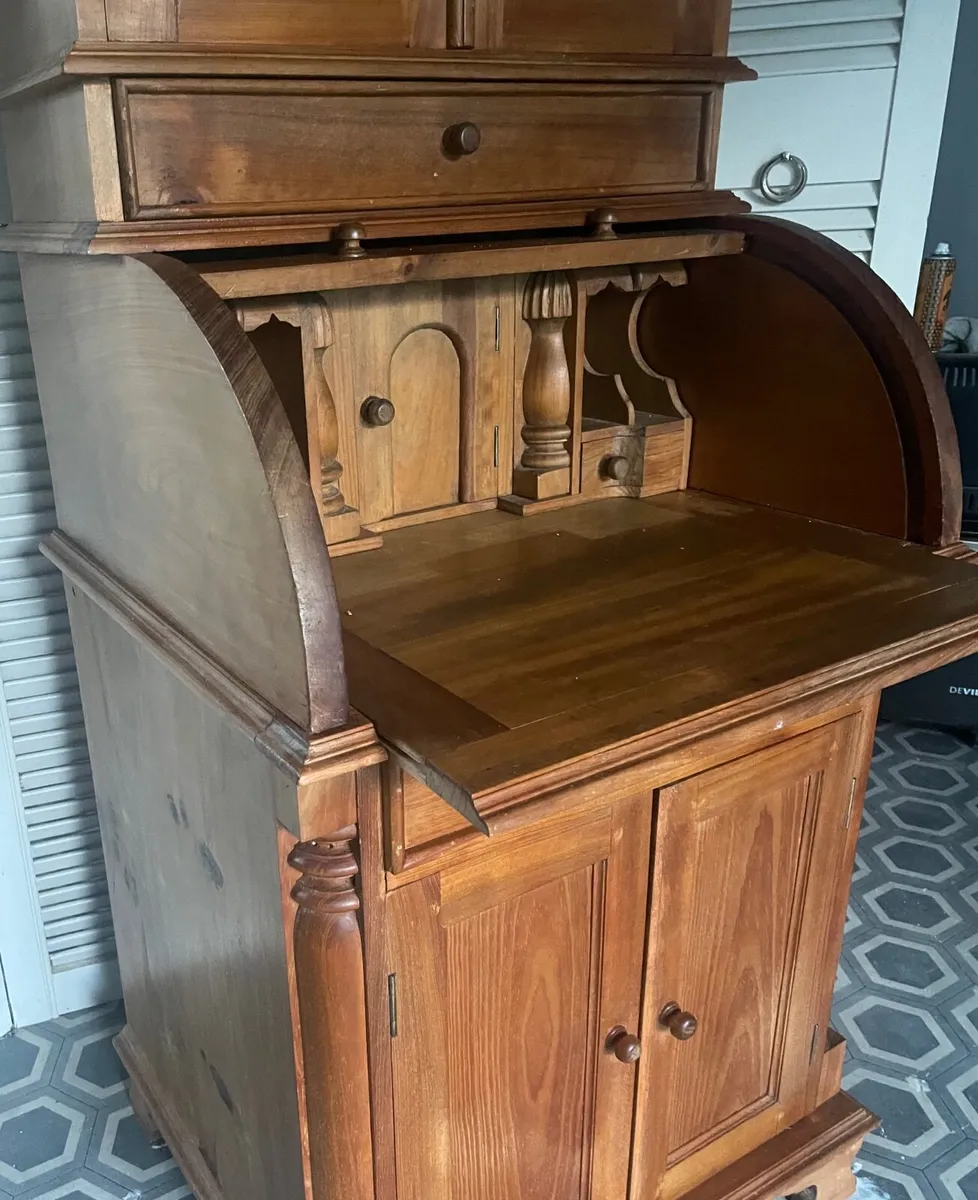 Solid pine neat bookcase/bureau - Image 1