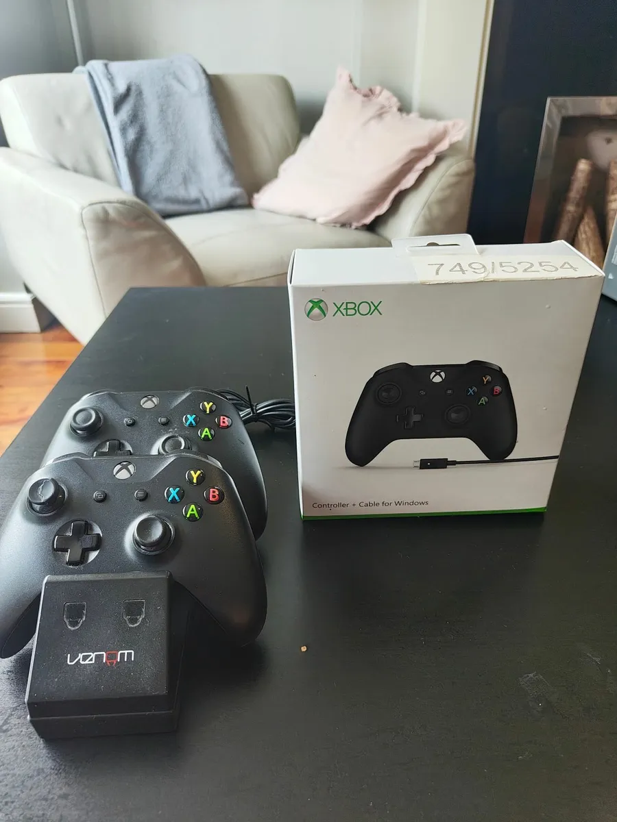Xbox one (1TB)(4k) comes with ultimate gamepass ) - Image 3