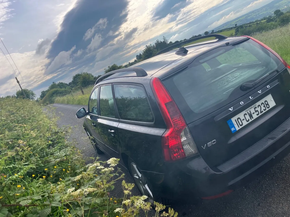 Volvo V50 estate 1.6d - Image 4