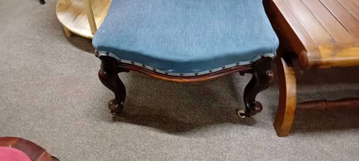 Victorian Mahogany Framed Slipper Chair - Image 2
