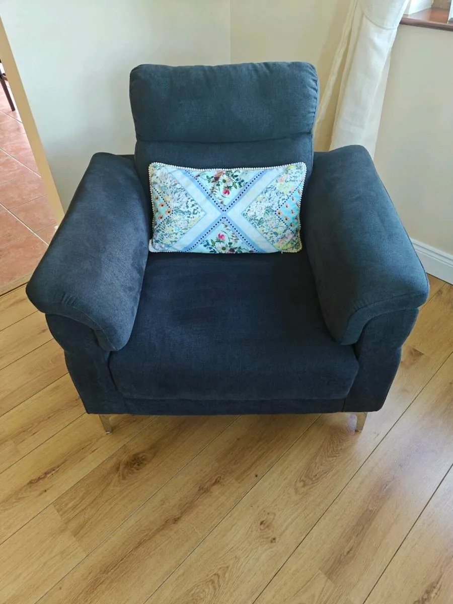 3 Seater Couch and Armchair - Image 3